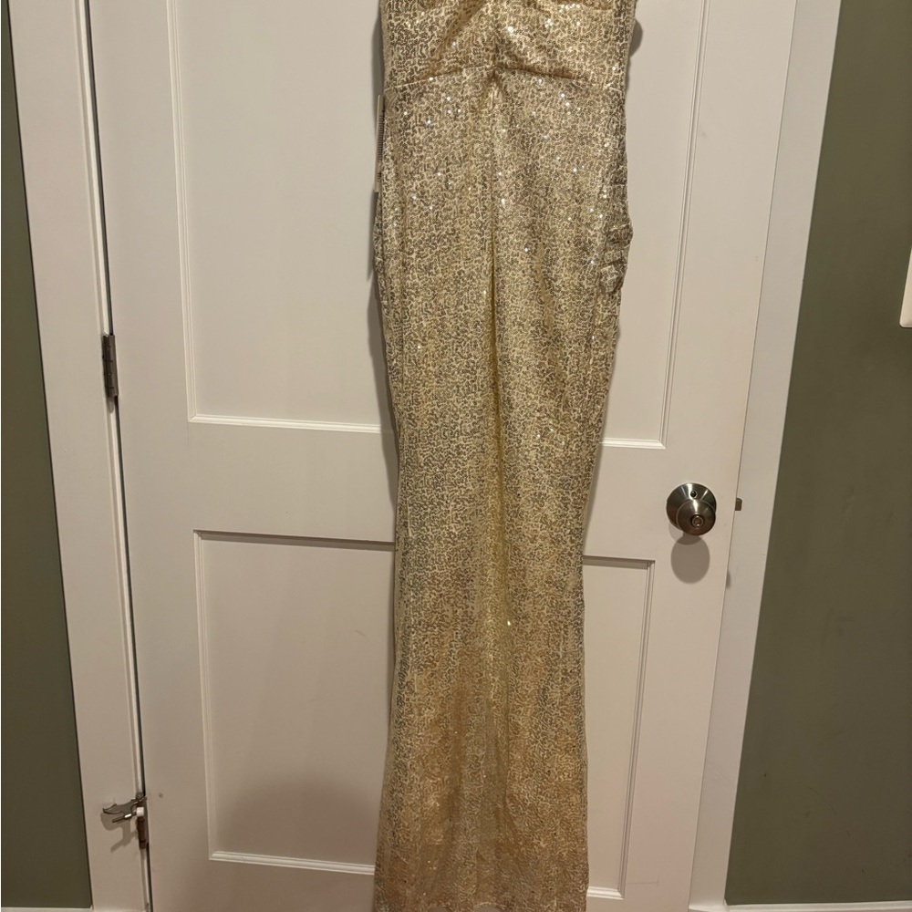 Elegant Gold Evening Gown